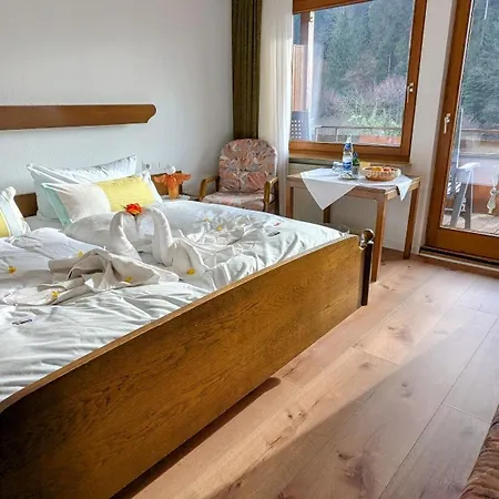 Decker's Bio Zum Lamm *