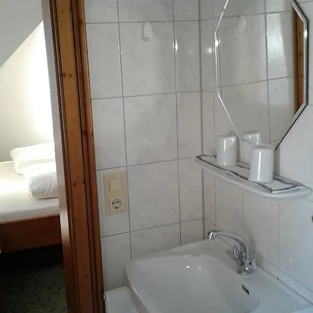 Decker's Bio Zum Lamm *