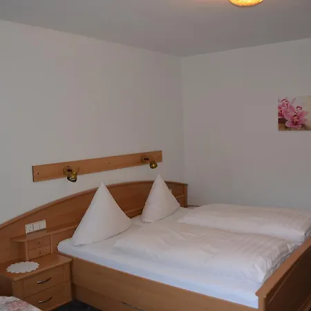 Decker's Bio Zum Lamm Hotel