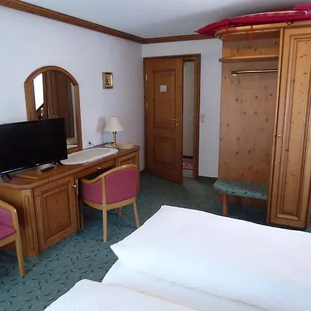 Decker's Bio Zum Lamm * באיירסברון